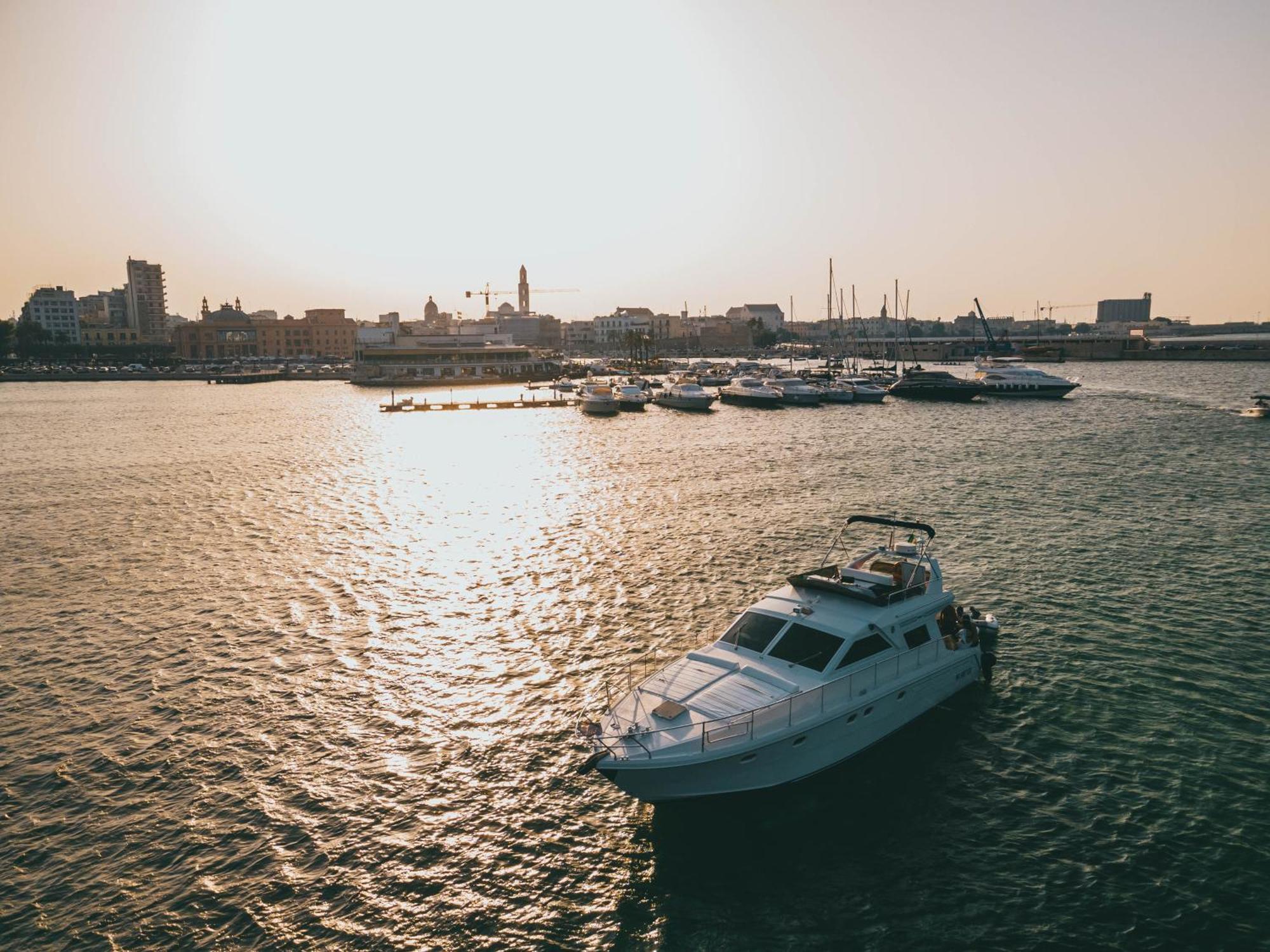 Discoverboat - Pita - Exclusive Boat&Breakfast Bari Exterior foto